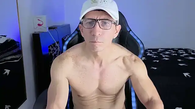 KALE 19 online show from December 2025 12:22:02 AM