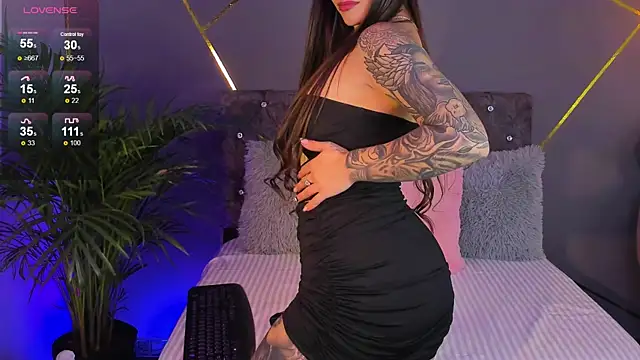 Mia Palacioss online show from November 2025 04:50:02 AM