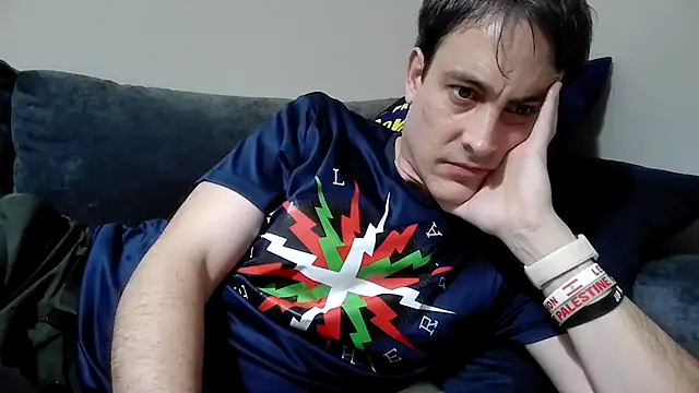 Snapshot of basquehotboy chatting on January 2025 10:29:02 PM basquehotboy online show from January 2025 10:29:02 PM