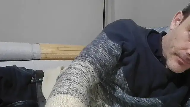 basquehotboy online show from November 2025 11:05:01 PM