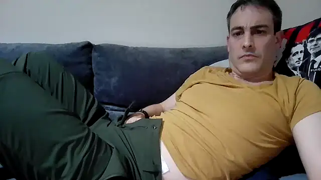 Snapshot of basquehotboy chatting on February 2025 10:49:02 PM basquehotboy online show from February 2025 10:49:02 PM