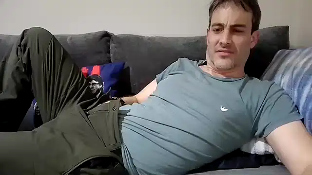 Snapshot of basquehotboy chatting on February 2025 11:33:02 PM basquehotboy online show from February 2025 11:33:02 PM