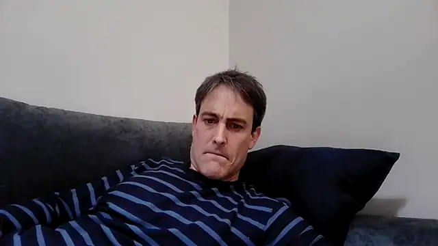 Snapshot of basquehotboy chatting on December 2024 11:08:01 PM basquehotboy online show from December 2024 11:08:01 PM