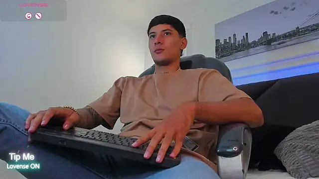 Damian23   online show from February 2026 10:35:02 AM