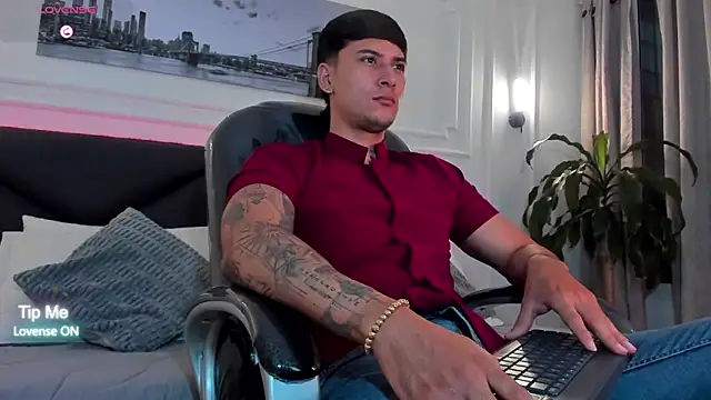 Damian23   online show from March 2026 10:37:01 AM