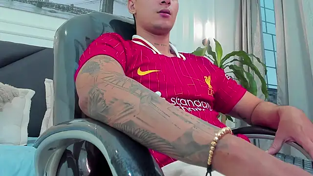 Snapshot of Damian23__ chatting on November 2025 11:47:02 AM Damian23 online show from November 2025 11:47:02 AM