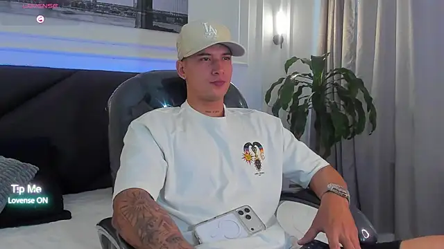 Damian23   online show from February 2026 12:38:02 PM