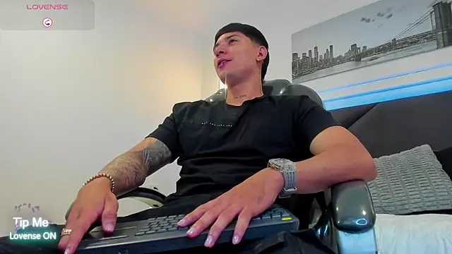 Damian23   online show from February 2026 10:58:01 AM