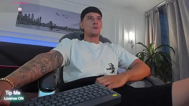 Damian23   online show from March 2026 11:03:01 AM