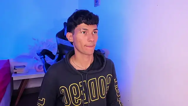 Alexx tc online show from November 2025 09:47:02 AM