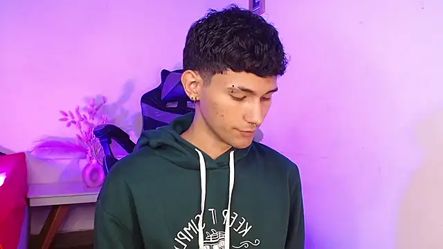 Alexx tc online show from November 2025 06:41:01 AM