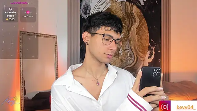 Alexx tc online show from April 2026 03:02:02 AM