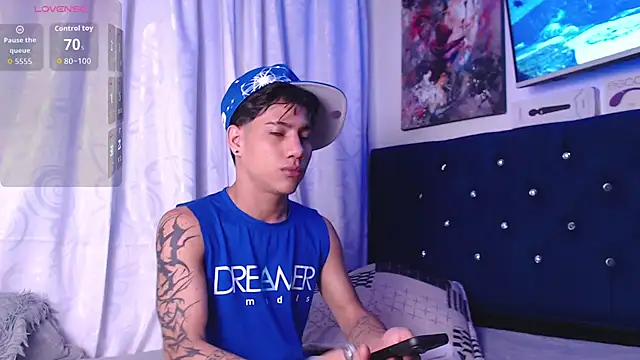 Snapshot of Sexys_Boys_Hot1 chatting on December 2025 01:50:02 AM Sexys Boys Hot1 online show from December 2025 01:50:02 AM