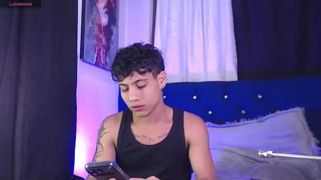 Sexys Boys Hot1 online show from March 2026 01:11:01 AM