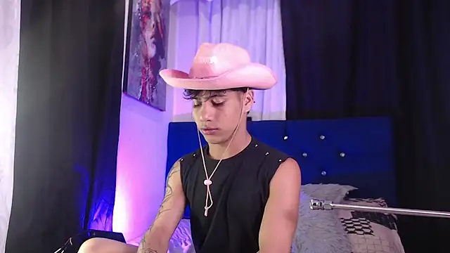 Snapshot of Sexys_Boys_Hot1 chatting on February 2026 01:22:01 AM Sexys Boys Hot1 online show from February 2026 01:22:01 AM