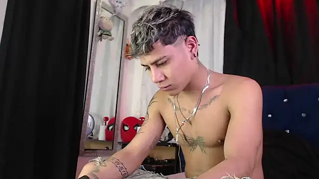 Snapshot of Sexys_Boys_Hot1 chatting on June 2026 01:10:01 AM Sexys Boys Hot1 online show from June 2026 01:10:01 AM