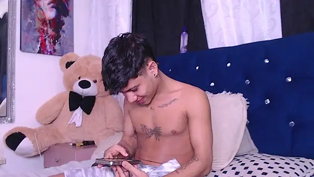 Snapshot of Sexys_Boys_Hot1 chatting on October 2025 05:09:01 AM Sexys Boys Hot1 online show from October 2025 05:09:01 AM