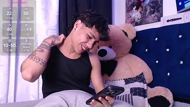 Snapshot of Sexys_Boys_Hot1 chatting on November 2025 02:17:01 AM Sexys Boys Hot1 online show from November 2025 02:17:01 AM