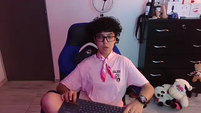 thomascooper7 online show from February 2026 08:37:01 PM