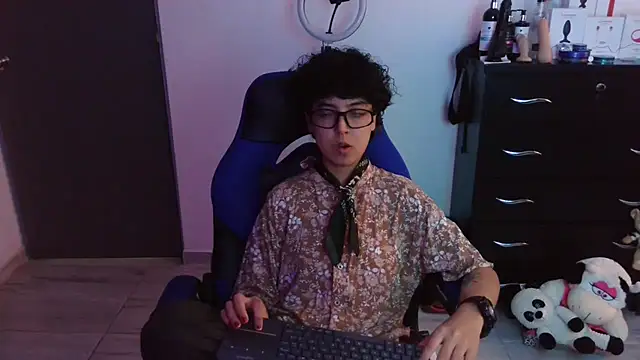 thomascooper7 online show from February 2026 07:11:02 PM