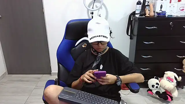 thomascooper7 online show from February 2026 02:50:02 AM