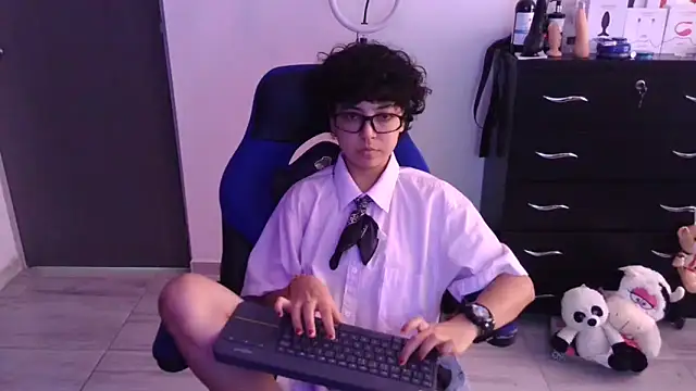 thomascooper7 online show from February 2026 07:14:01 PM