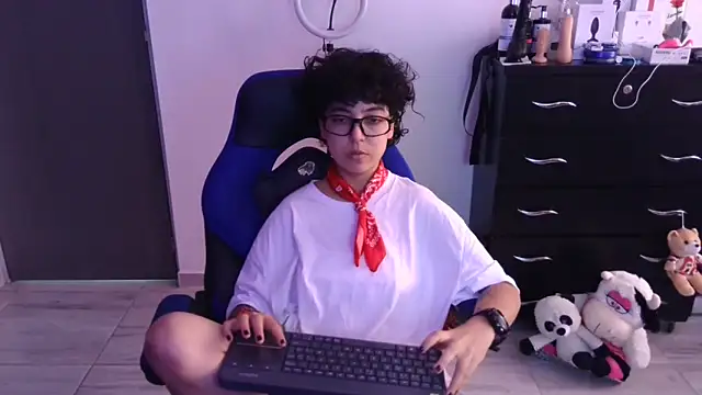 thomascooper7 online show from February 2026 07:14:01 PM