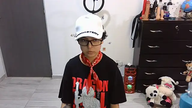 thomascooper7 online show from June 2026 08:03:01 PM