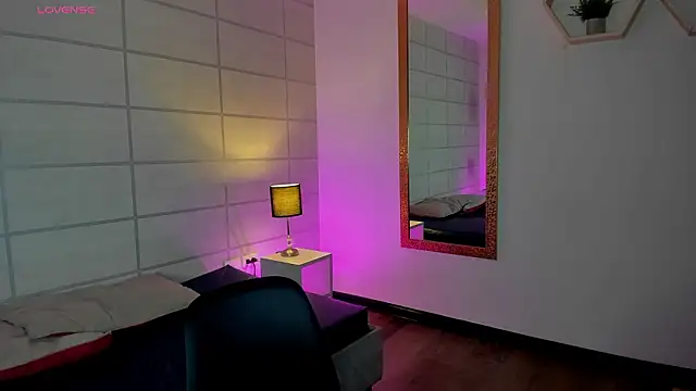 Christine Laam online show from March 2026 12:12:01 PM