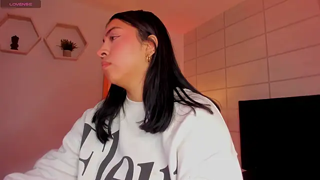 Christine Laam online show from December 2025 12:09:02 PM