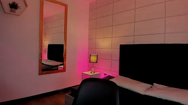 Christine Laam online show from February 2026 12:27:01 PM