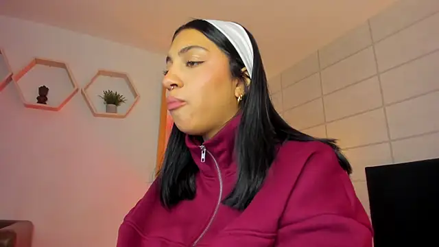 Christine Laam online show from November 2025 12:06:01 PM