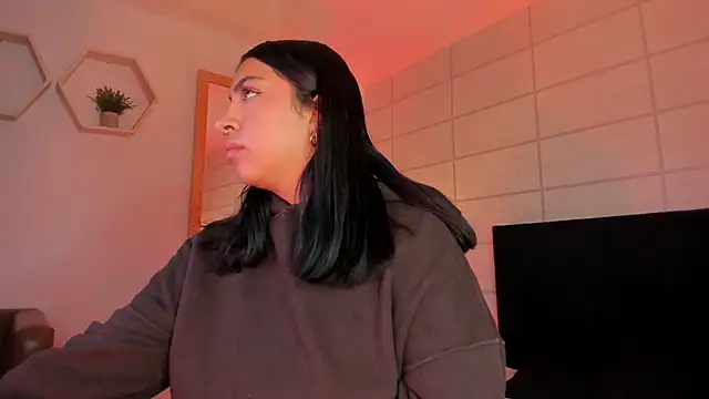 Christine Laam online show from November 2025 12:05:01 PM