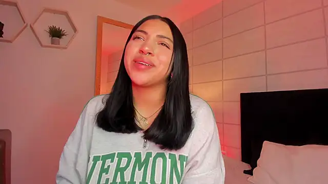 Christine Laam online show from December 2025 12:17:02 PM