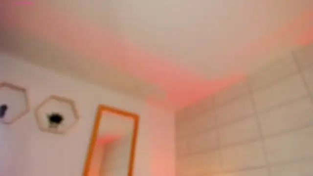 Snapshot of Christine_Laam chatting on September 2025 12:11:01 PM Christine Laam online show from September 2025 12:11:01 PM