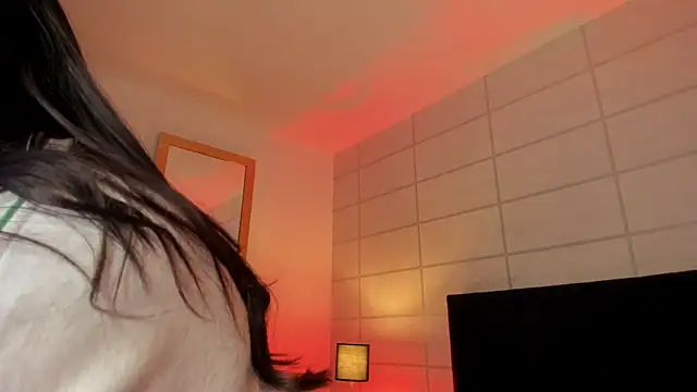 Christine Laam online show from November 2025 12:08:01 PM