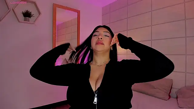 Christine Laam online show from March 2026 12:13:02 PM