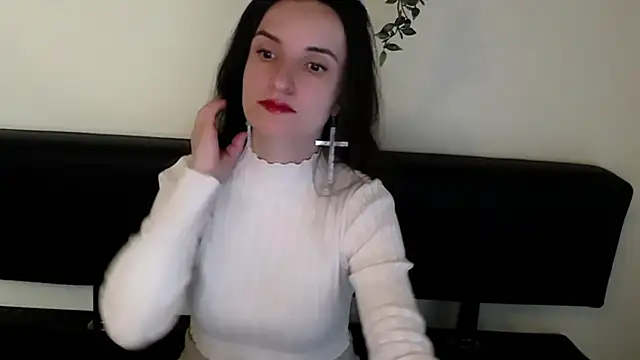 LaimaV  online show from April 2026 09:37:02 PM