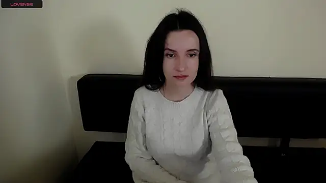 Snapshot of LaimaV_ chatting on October 2025 11:12:02 AM LaimaV online show from October 2025 11:12:02 AM