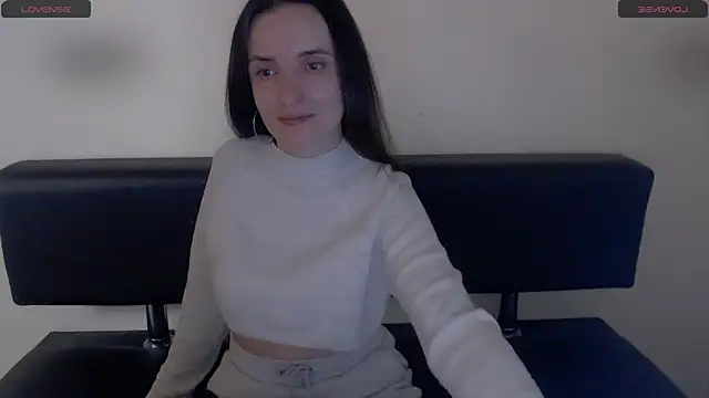 LaimaV  online show from March 2026 09:31:01 PM