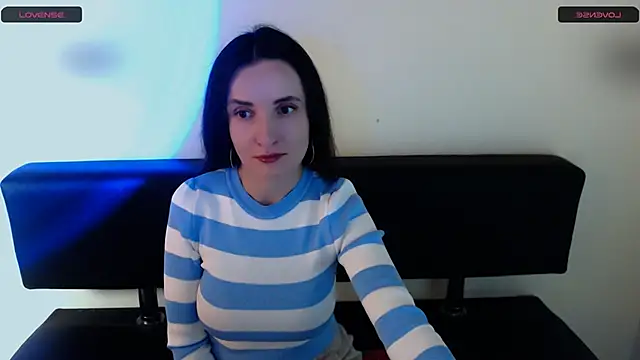 LaimaV  online show from February 2026 05:57:02 PM