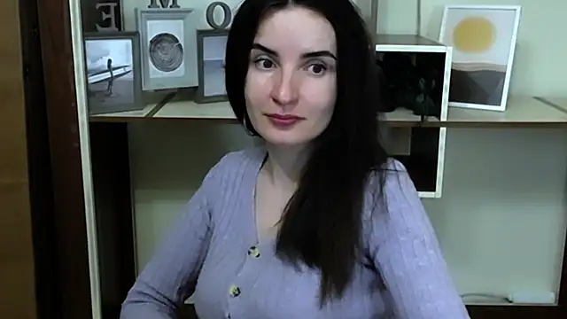LaimaV  online show from May 2026 05:19:02 PM