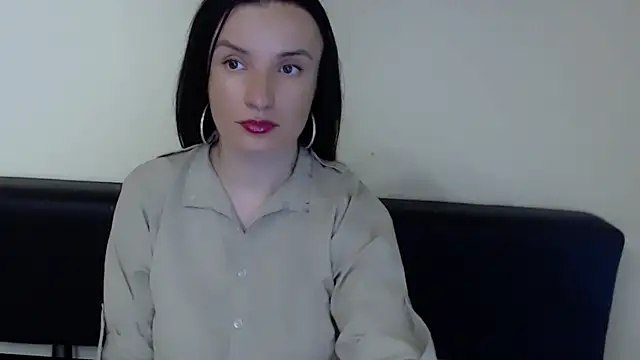 LaimaV  online show from May 2026 05:16:02 PM