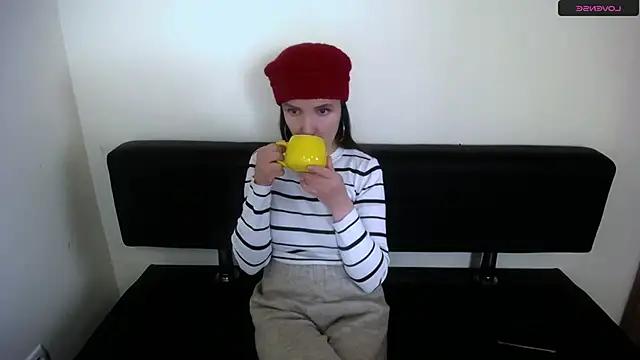 LaimaV  online show from February 2026 10:46:02 AM