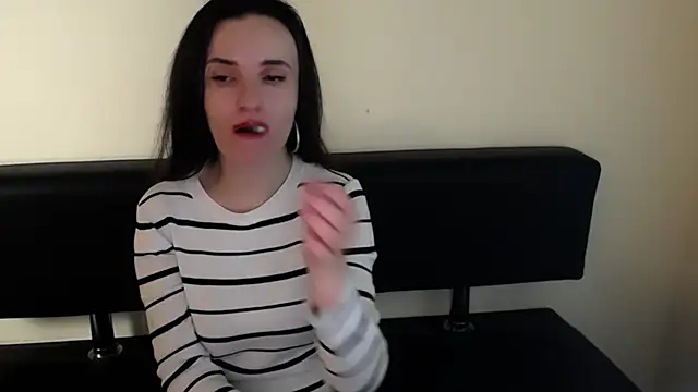 LaimaV  online show from March 2026 10:10:02 PM