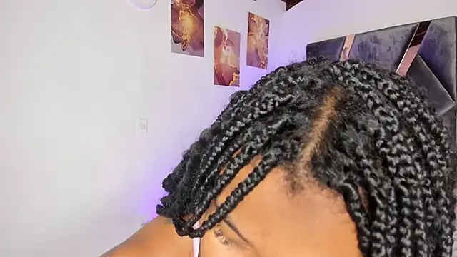 Milan ebony online show from February 2026 01:00:02 PM