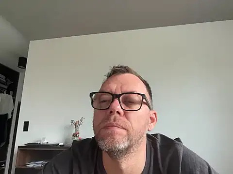 xmnbx77 online show from October 2025 09:09:01 AM