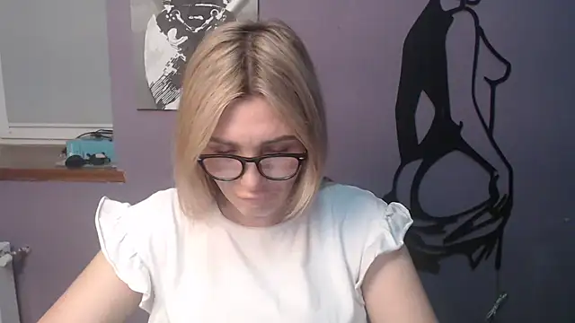  sexy lady online show from June 2026 01:00:02 PM