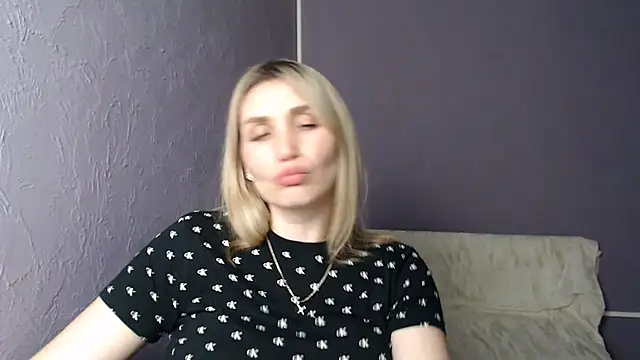 Snapshot of _sexy_lady chatting on February 2025 07:07:01 PM sexy lady online show from February 2025 07:07:01 PM