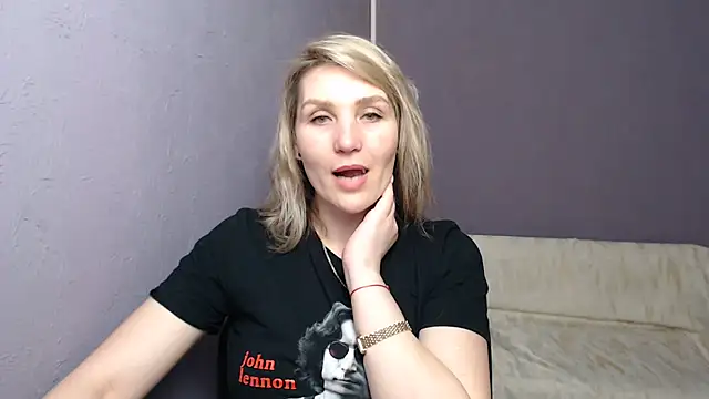 Snapshot of _sexy_lady chatting on March 2025 02:12:02 PM sexy lady online show from March 2025 02:12:02 PM